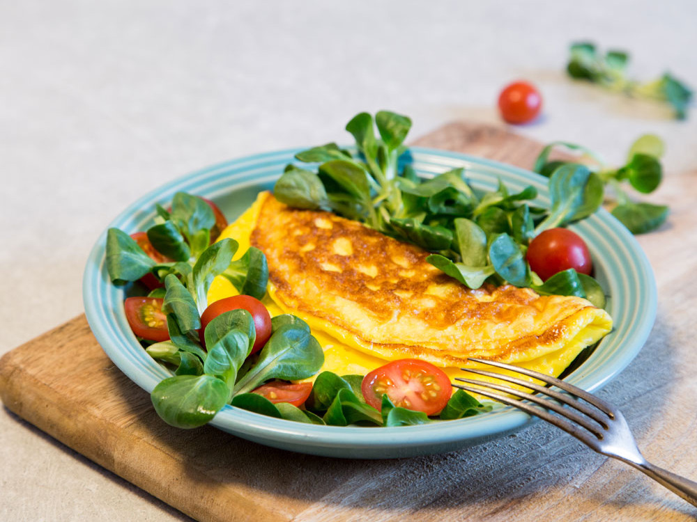 A qué edad puede comer huevo un bebé