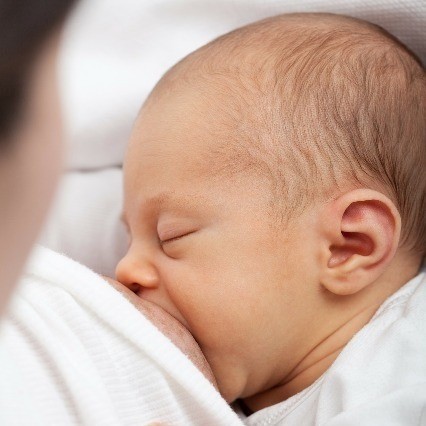 a helminthiasisban szenvedő gyermekek szoptatásának folyamata