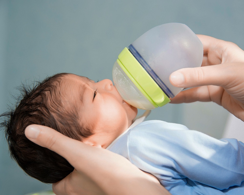 Puntuación delicado embargo La leche de fórmula se puede guardar y recalentar? · Moltex Baby